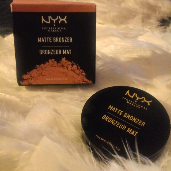 NYX Matte Bronzer - Picture 2 of 2
